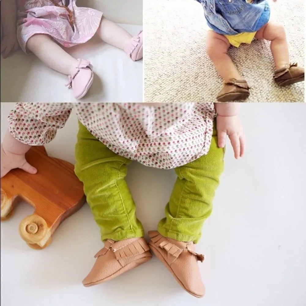 FIRST WALKERS ROMIRUS BABY SLIP-ON MOCCASINS W/ BOW & FRINGE IN PURPLE SUEDE